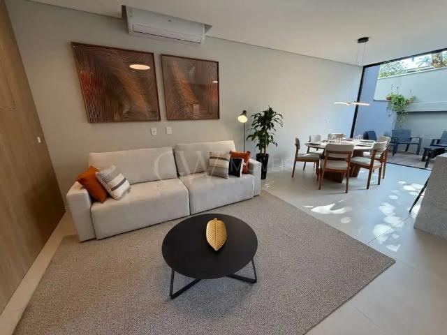 Casa / Sobrado em Condomínio para Venda em Joinville/SC Iririú 3 Quartos