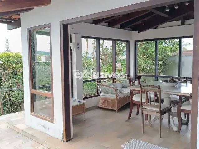 Casa / Sobrado em Condomínio para Venda em Joinville/SC Saguaçu 3 Quartos