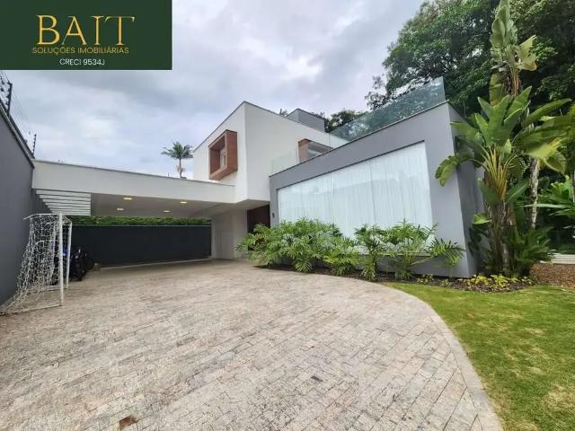 Casa / Sobrado em Condomínio para Venda em Joinville/SC Saguaçu 3 Quartos