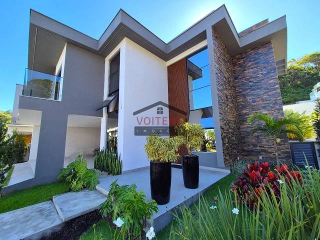 Casa / Sobrado em Condomínio para Venda em Joinville/SC Vila Nova 4 Quartos