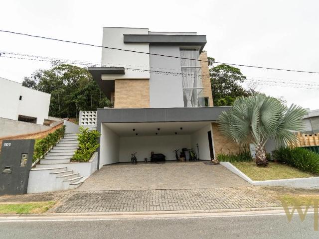 Casa / Sobrado em Condomínio para Venda em Joinville/SC Vila Nova 3 Quartos