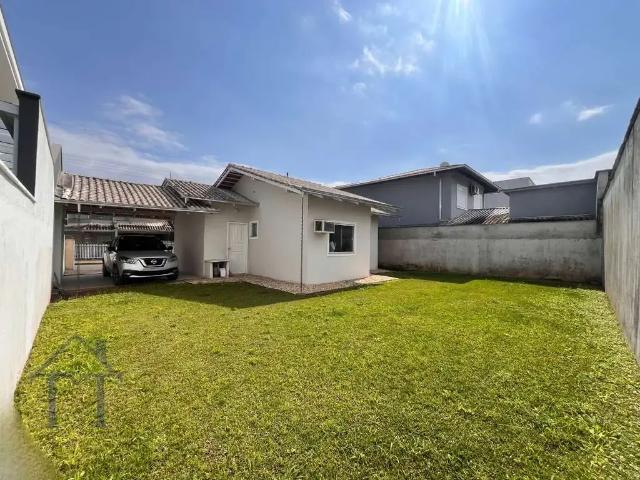 Casa / Sobrado em Condomínio para Venda em Joinville/SC Vila Nova 3 Quartos
