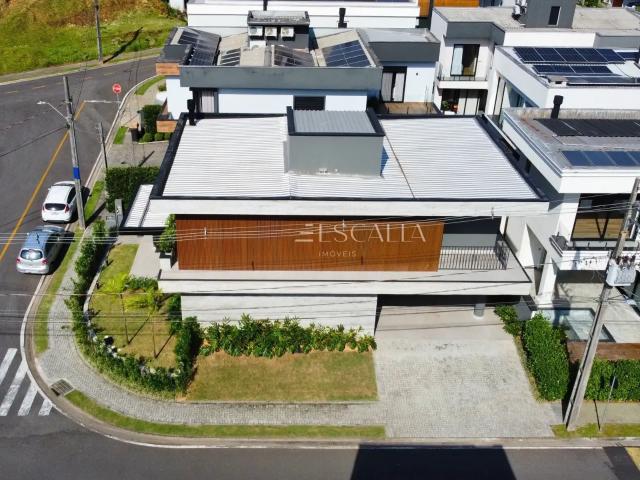 Casa / Sobrado em Condomínio para Venda em Joinville/SC Vila Nova 3 Quartos