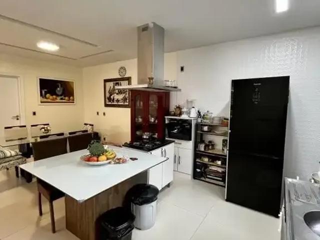 Casa / Sobrado em Condomínio para Venda em Joinville/SC Vila Nova 3 Quartos