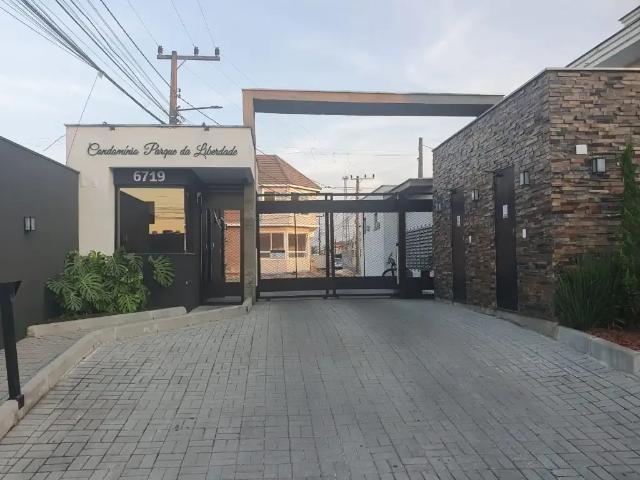 Casa / Sobrado em Condomínio para Venda em Joinville/SC Vila Nova 3 Quartos