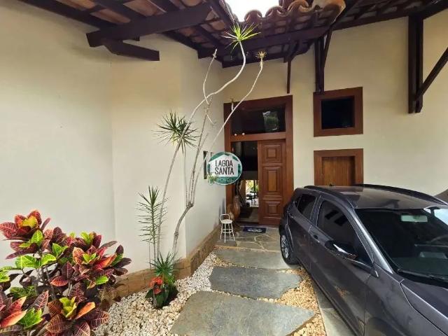 Casa / Sobrado em Condomínio para Venda em Lagoa Santa/MG Estância das Amendoeiras 6 Quartos