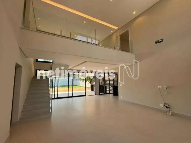 Casa / Sobrado em Condomínio para Venda em Lagoa Santa/MG Residencial Vitória I 4 Quartos