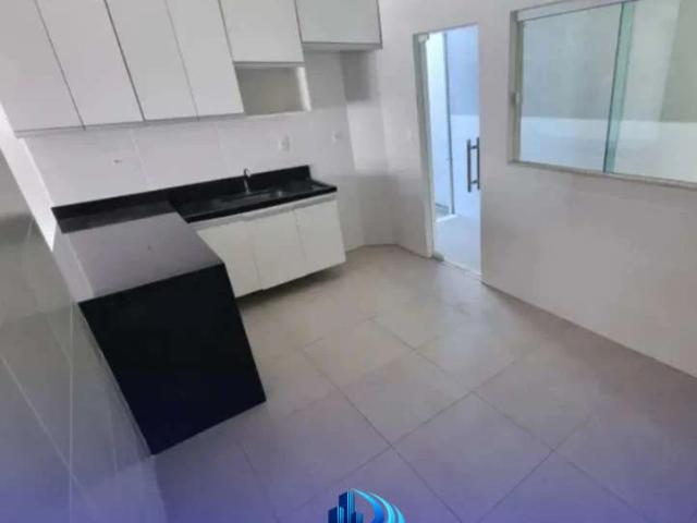 Casa / Sobrado em Condomínio para Venda em Lauro de Freitas/BA Vila Praiana 3 Quartos