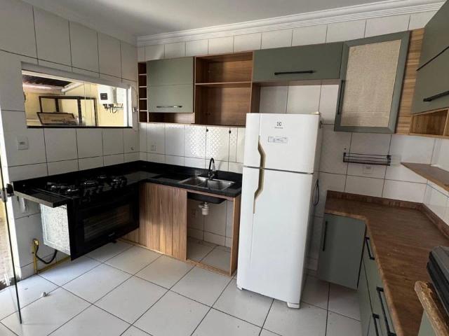 Casa / Sobrado em Condomínio para Venda em Lauro de Freitas/BA Vila Praiana 3 Quartos