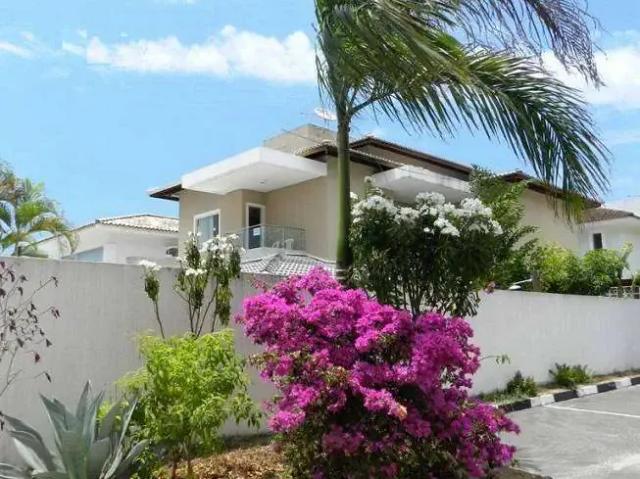 Casa / Sobrado em Condomínio para Venda em Lauro de Freitas/BA Vilas do Atlantico 4 Quartos