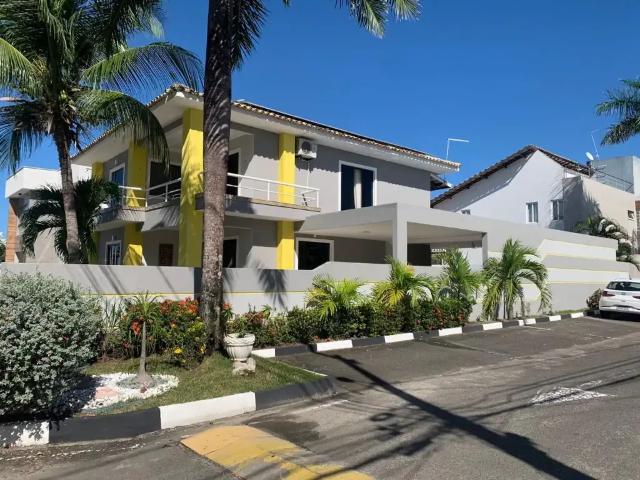 Casa / Sobrado em Condomínio para Venda em Lauro de Freitas/BA Vilas do Atlantico 4 Quartos