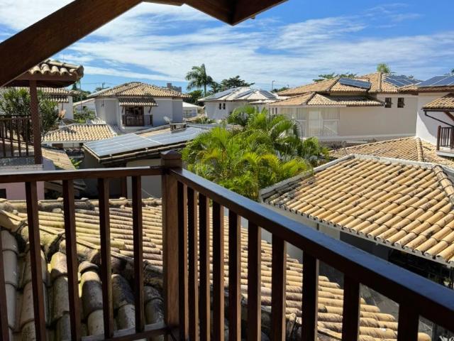Casa / Sobrado em Condomínio para Venda em Lauro de Freitas/BA Vilas do Atlantico 4 Quartos