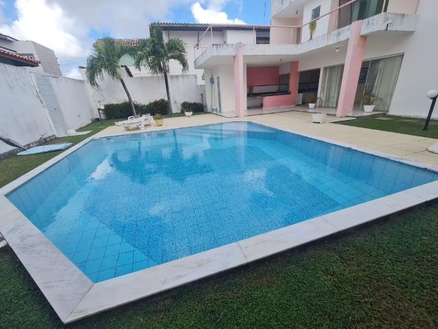Casa / Sobrado em Condomínio para Venda em Lauro de Freitas/BA Vilas do Atlantico 5 Quartos