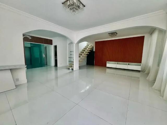 Casa / Sobrado em Condomínio para Venda em Lauro de Freitas/BA Vilas do Atlantico 6 Quartos