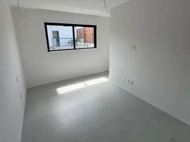 Casa / Sobrado em Condomínio para Venda em Lauro de Freitas/BA Alto do Picuaia 4 Quartos