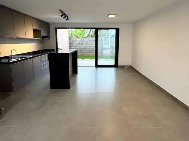 Casa / Sobrado em Condomínio para Venda em Lauro de Freitas/BA Buraquinho 2 Quartos