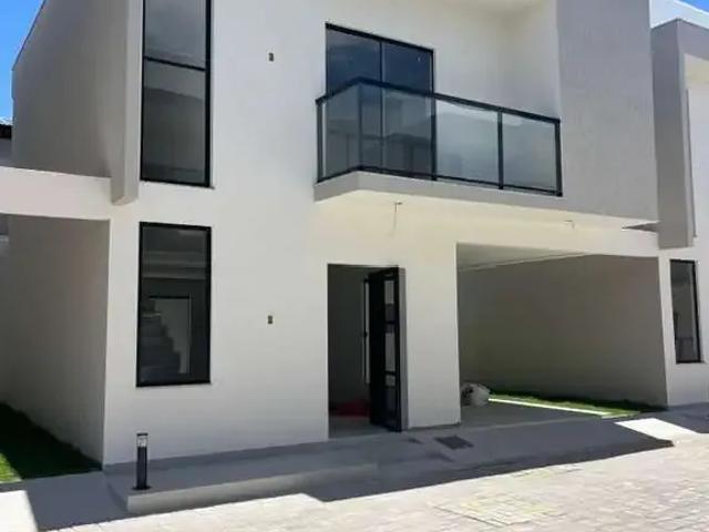 Casa / Sobrado em Condomínio para Venda em Lauro de Freitas/BA Buraquinho 3 Quartos