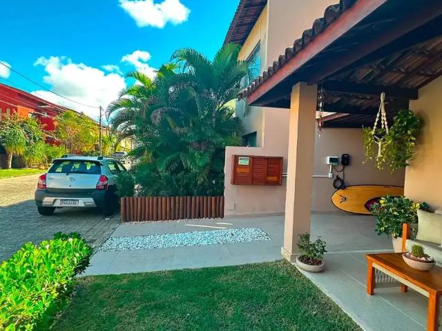 Casa / Sobrado em Condomínio para Venda em Lauro de Freitas/BA Buraquinho 3 Quartos