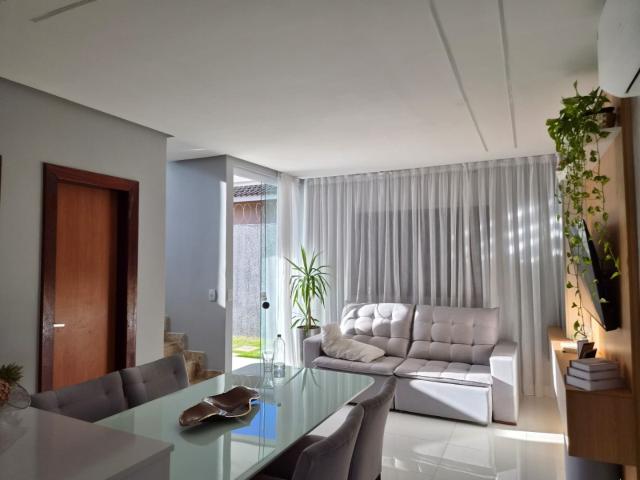 Casa / Sobrado em Condomínio para Venda em Lauro de Freitas/BA Buraquinho 3 Quartos