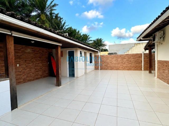 Casa / Sobrado em Condomínio para Venda em Lauro de Freitas/BA Buraquinho 3 Quartos