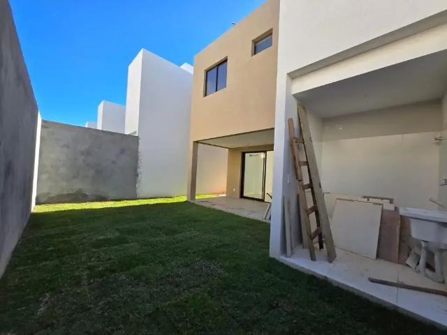 Casa / Sobrado em Condomínio para Venda em Lauro de Freitas/BA Buraquinho 3 Quartos