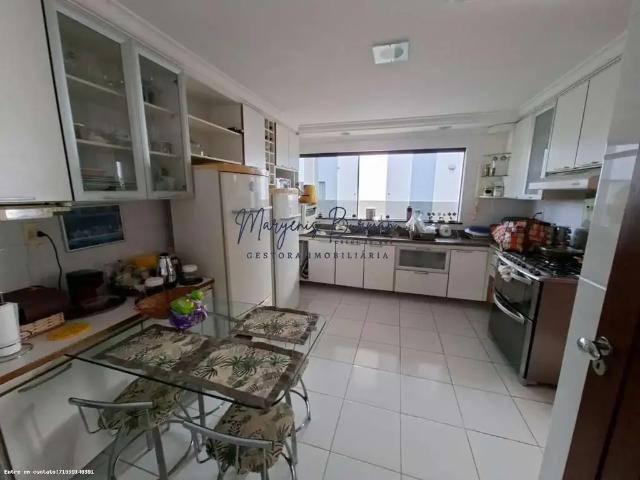Casa / Sobrado em Condomínio para Venda em Lauro de Freitas/BA Buraquinho 4 Quartos