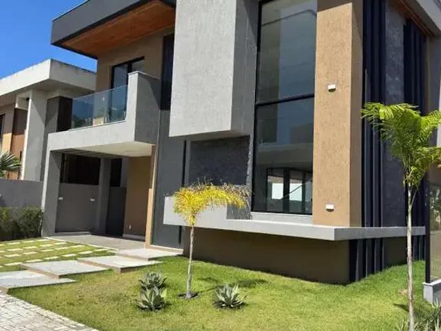 Casa / Sobrado em Condomínio para Venda em Lauro de Freitas/BA Buraquinho 4 Quartos