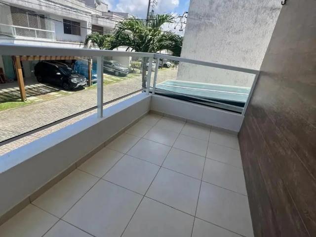 Casa / Sobrado em Condomínio para Venda em Lauro de Freitas/BA Buraquinho 4 Quartos