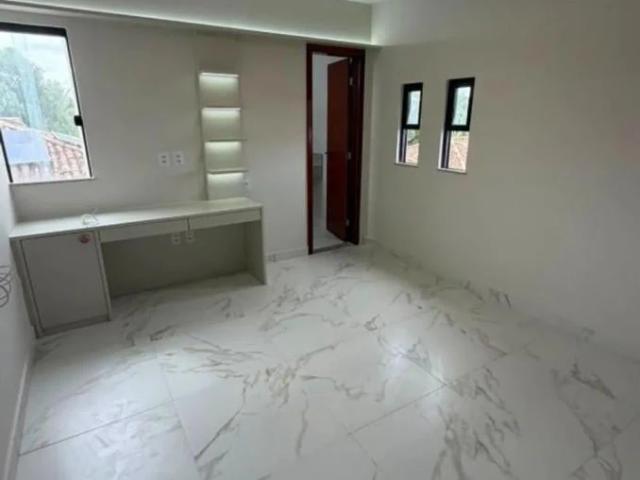 Casa / Sobrado em Condomínio para Venda em Lauro de Freitas/BA Buraquinho 4 Quartos