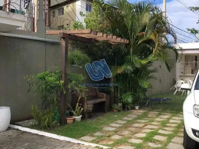 Casa / Sobrado em Condomínio para Venda em Lauro de Freitas/BA Buraquinho 4 Quartos