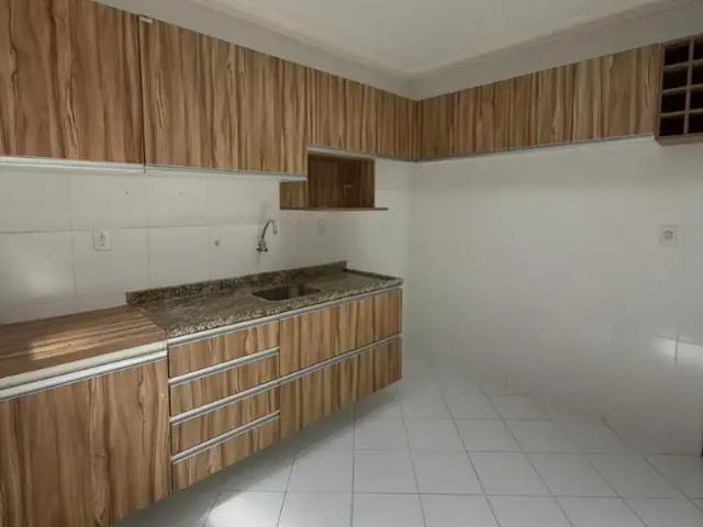Casa / Sobrado em Condomínio para Venda em Lauro de Freitas/BA Buraquinho 4 Quartos
