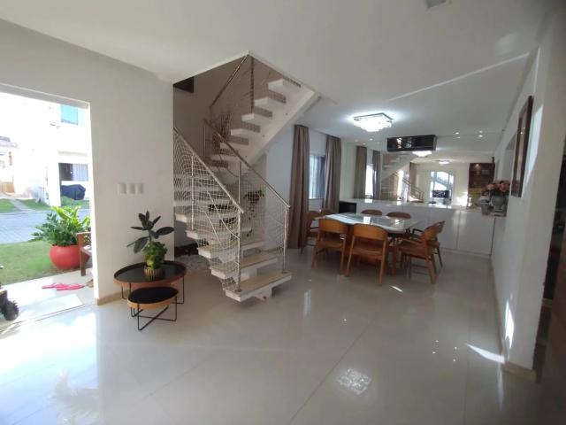 Casa / Sobrado em Condomínio para Venda em Lauro de Freitas/BA Buraquinho 4 Quartos