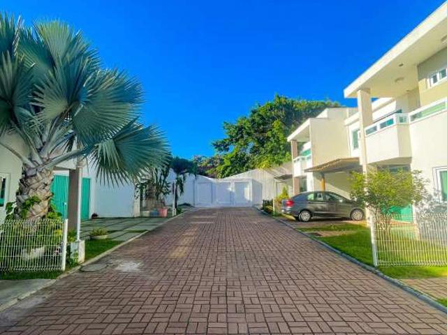 Casa / Sobrado em Condomínio para Venda em Lauro de Freitas/BA Buraquinho 4 Quartos