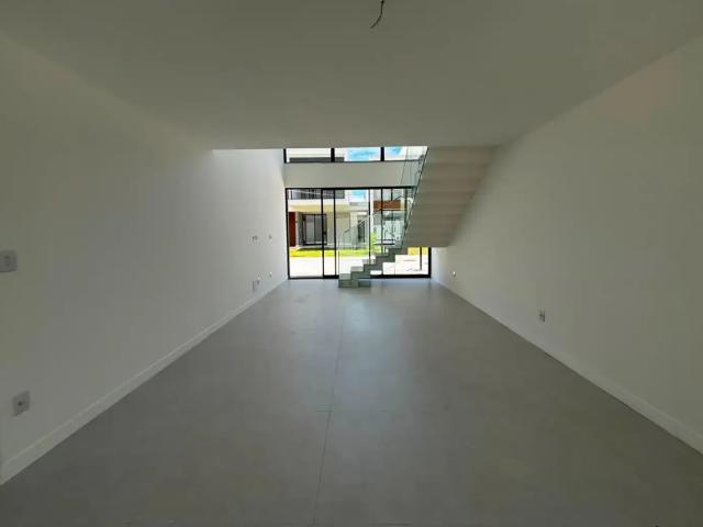 Casa / Sobrado em Condomínio para Venda em Lauro de Freitas/BA Buraquinho 4 Quartos