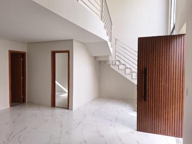 Casa / Sobrado em Condomínio para Venda em Lauro de Freitas/BA Buraquinho 4 Quartos