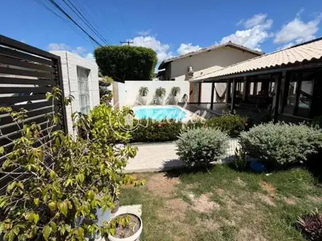 Casa / Sobrado em Condomínio para Venda em Lauro de Freitas/BA Buraquinho 5 Quartos
