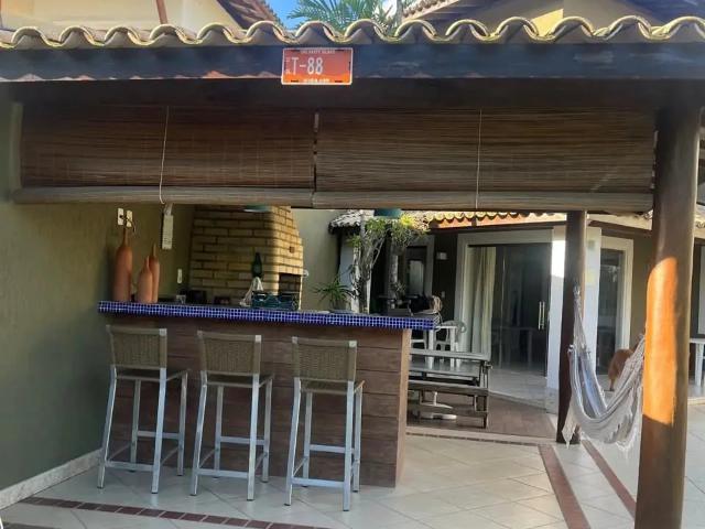 Casa / Sobrado em Condomínio para Venda em Lauro de Freitas/BA Buraquinho 5 Quartos