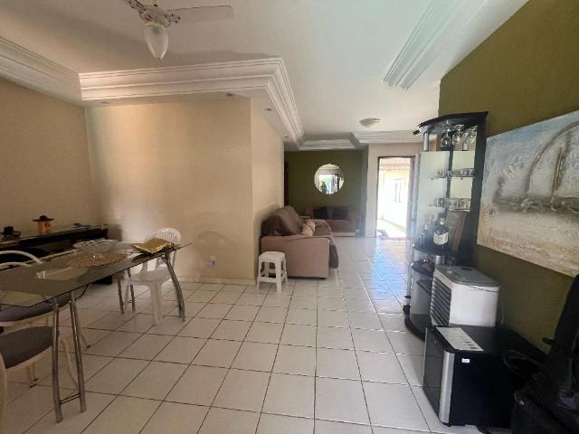 Casa / Sobrado em Condomínio para Venda em Lauro de Freitas/BA Buraquinho 5 Quartos