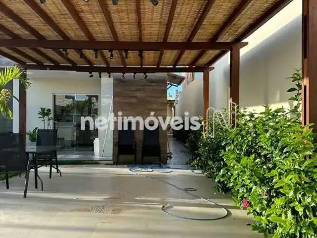 Casa / Sobrado em Condomínio para Venda em Lauro de Freitas/BA Caixa D'Água 3 Quartos
