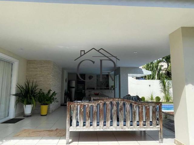 Casa / Sobrado em Condomínio para Venda em Lauro de Freitas/BA Centro 3 Quartos