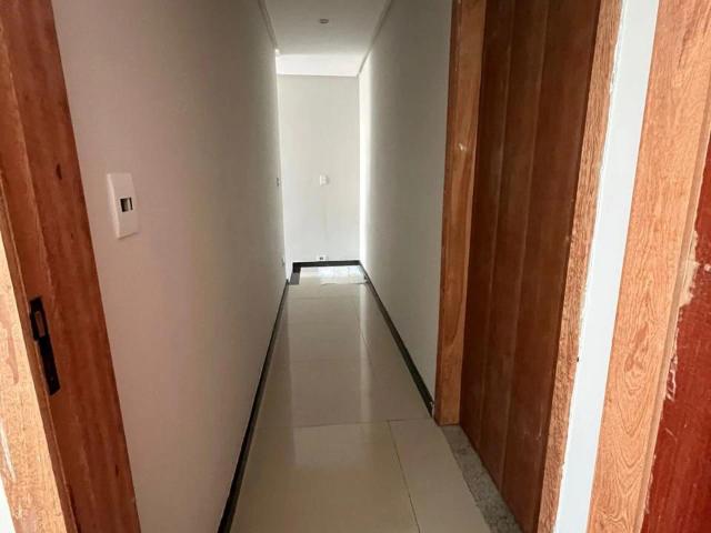 Casa / Sobrado em Condomínio para Venda em Lauro de Freitas/BA Centro 3 Quartos