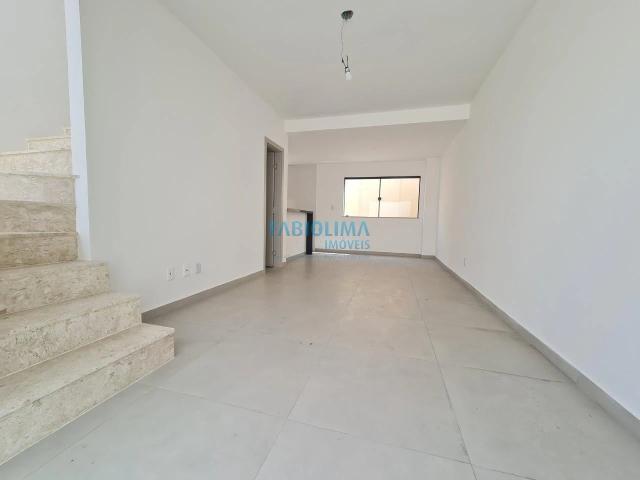 Casa / Sobrado em Condomínio para Venda em Lauro de Freitas/BA Centro 3 Quartos
