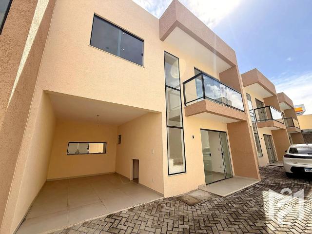 Casa / Sobrado em Condomínio para Venda em Lauro de Freitas/BA Centro 3 Quartos