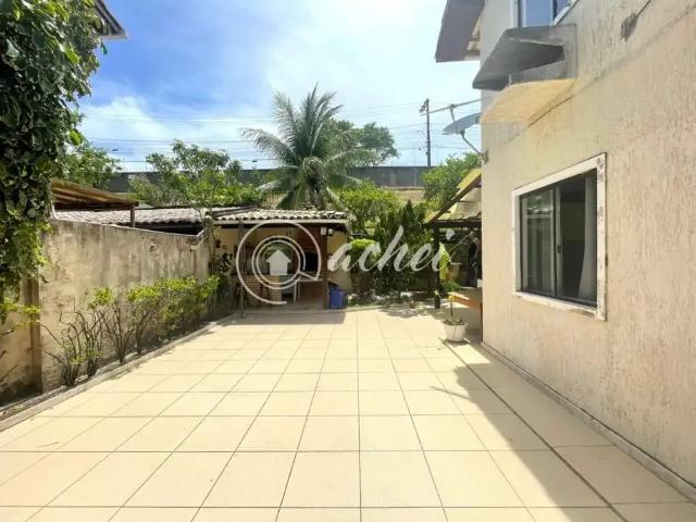 Casa / Sobrado em Condomínio para Venda em Lauro de Freitas/BA Centro 4 Quartos
