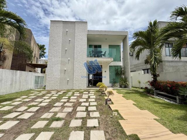 Casa / Sobrado em Condomínio para Venda em Lauro de Freitas/BA Centro 5 Quartos