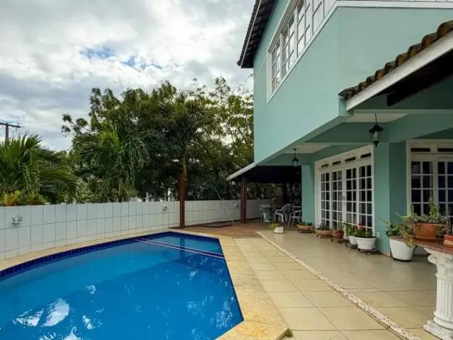 Casa / Sobrado em Condomínio para Venda em Lauro de Freitas/BA Estrada do Coco 7 Quartos