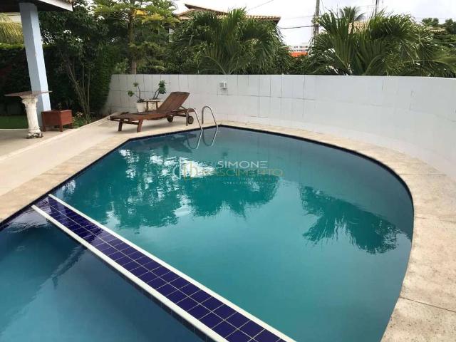 Casa / Sobrado em Condomínio para Venda em Lauro de Freitas/BA Estrada do Coco 6 Quartos