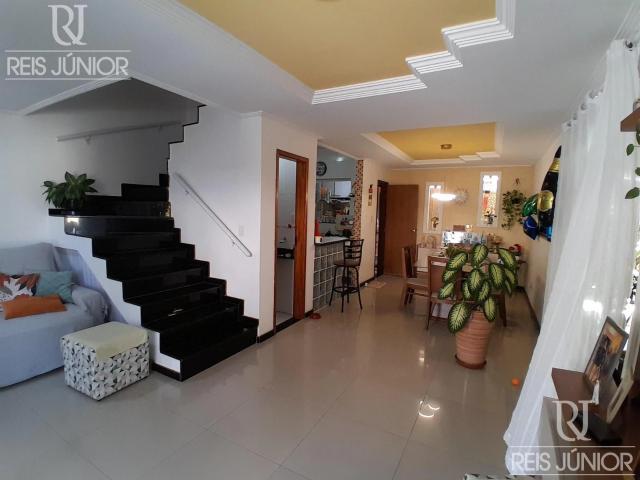 Casa / Sobrado em Condomínio para Venda em Lauro de Freitas/BA Ipitanga 3 Quartos