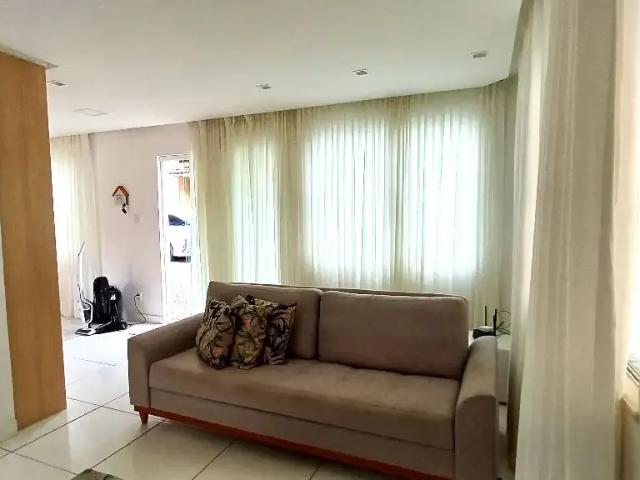 Casa / Sobrado em Condomínio para Venda em Lauro de Freitas/BA Ipitanga 3 Quartos