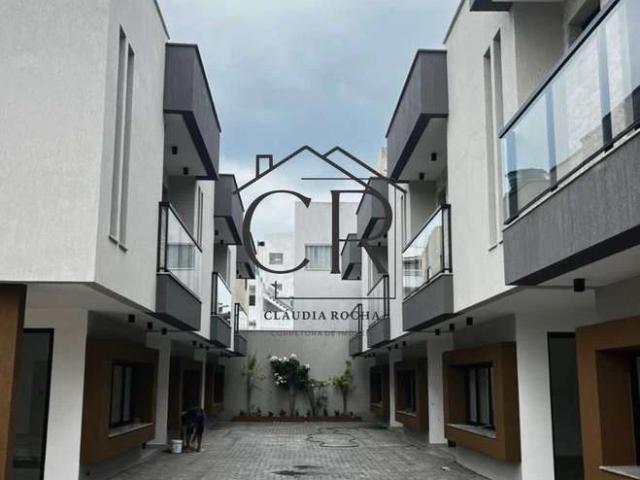 Casa / Sobrado em Condomínio para Venda em Lauro de Freitas/BA Ipitanga 3 Quartos